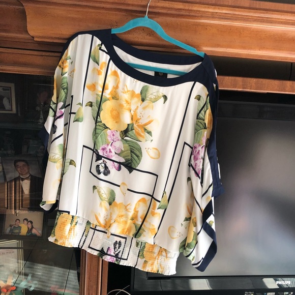 JM Collection Tops - Brand JM collection, size L, in good condition